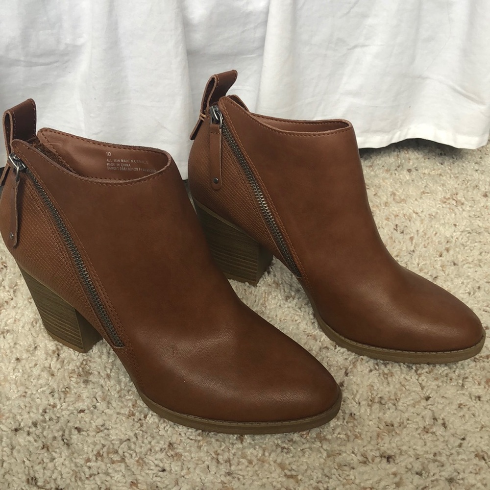 Size 10 DV Zip Ankle Boots